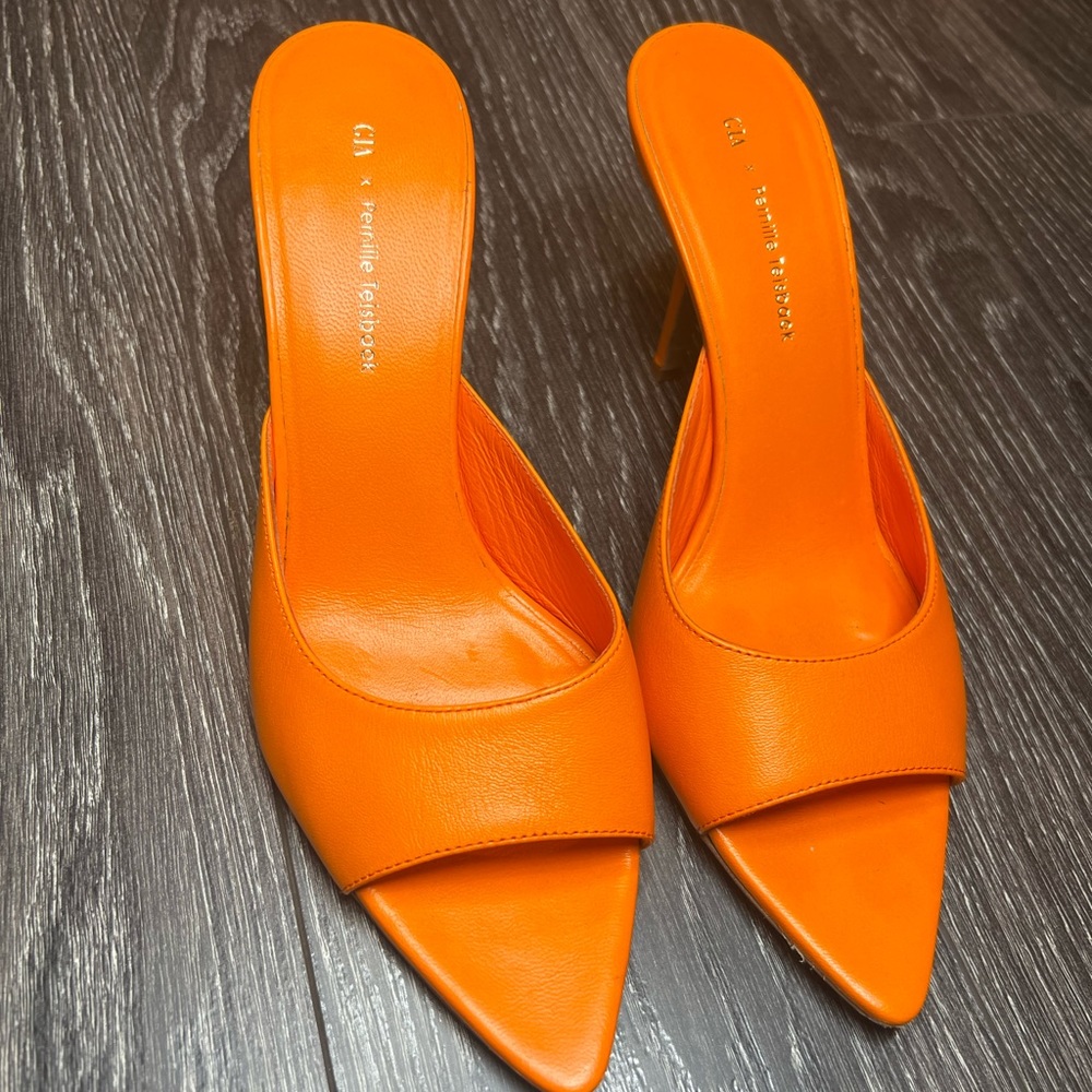 Gia Borghini X Pernille Teisbaek “Perni 04” mule